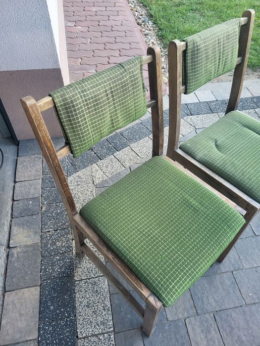 Retro krzesła do renowacji