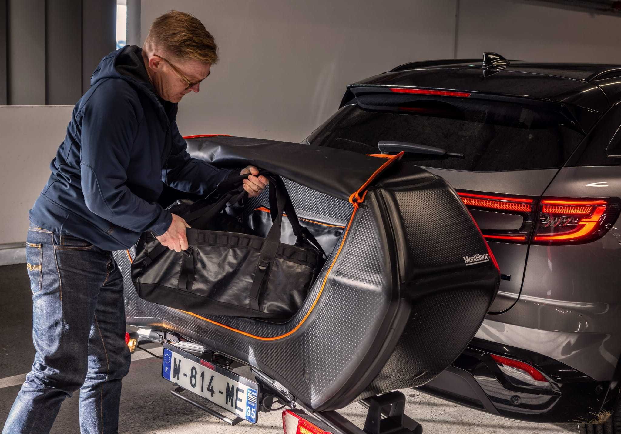 BOKS do wielu platform rowerowych na hak MONT BLANC Senja Cargo Box