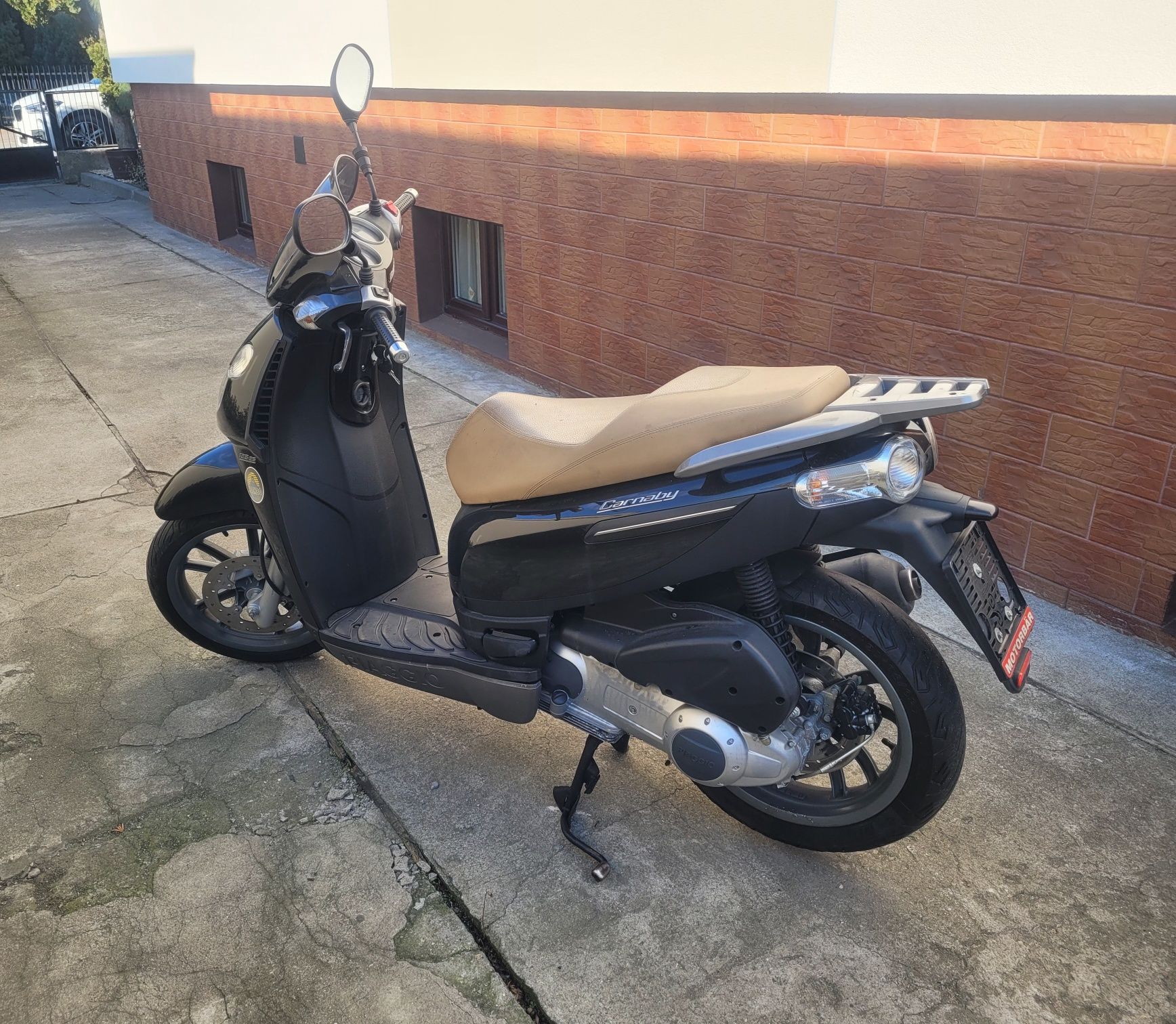 Skuter Piaggio Carnaby 125