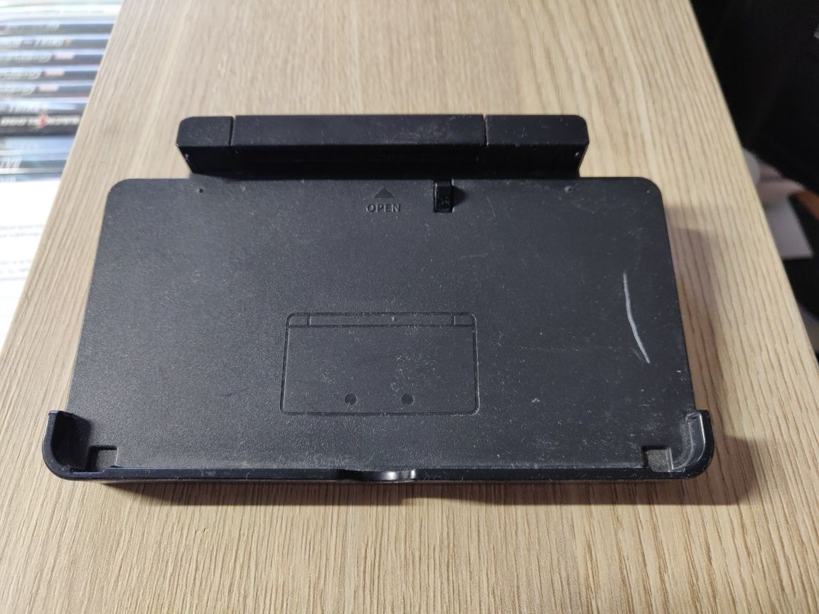 Stacja dokująca ładująca 3DS