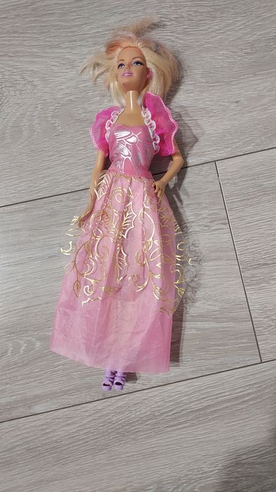 Lalka Barbie balowa elegancka