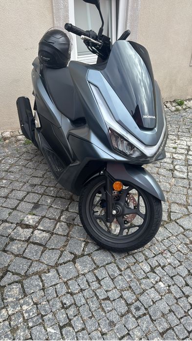 Pcx 2025 ( apenas 2400kms)