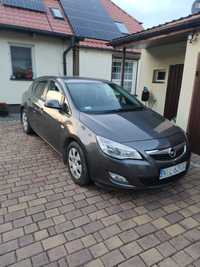 Opel Astra  1.6 benzyna 2010 r.