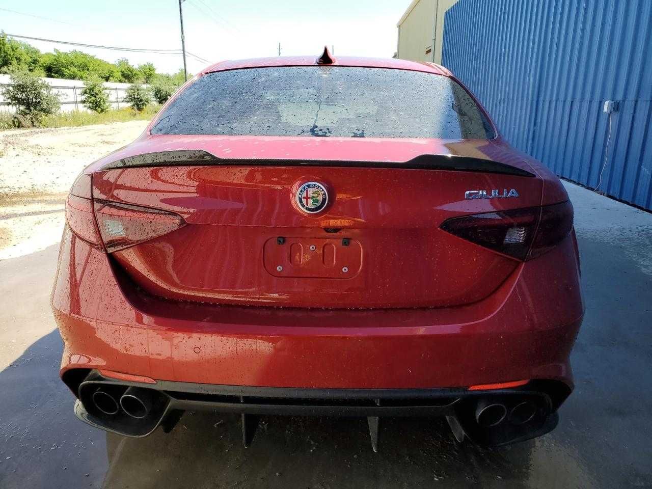 2017 Alfa Romeo Giulia Quadrifoglio