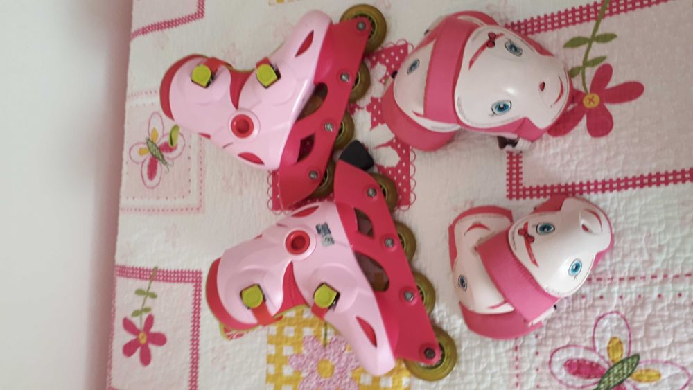 Patins em linha Rosa tamanho 28 ao 30 com joelheiras e caneleiras
