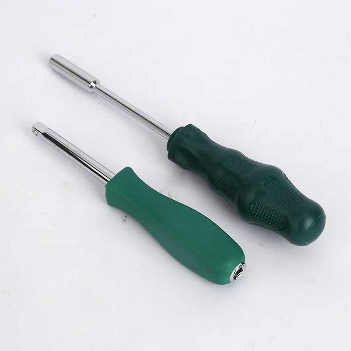 Набор инструментов в кейсе 216 пред., Набор торцевых головок, Трещетка