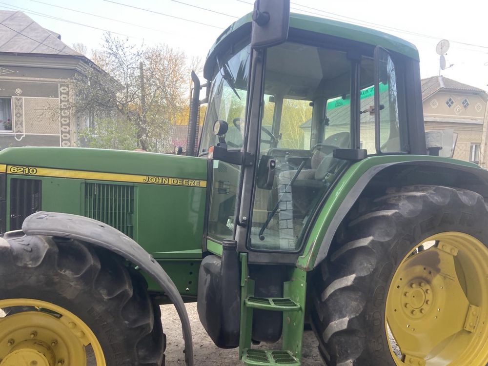 Тракток John Deere 1998 рік