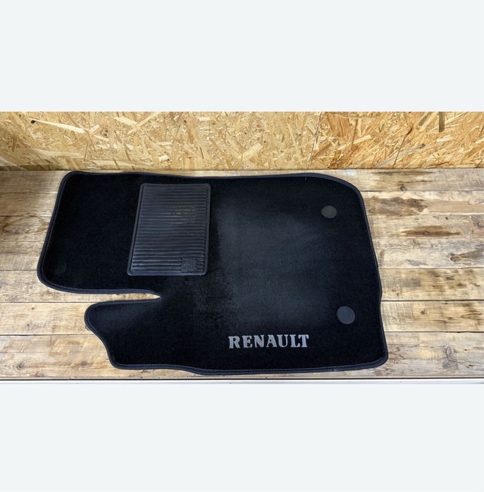 Коврики текстильні для рено дастер 2018