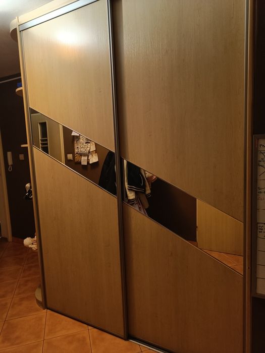 Drzwi przesuwne szafy do zabudowy