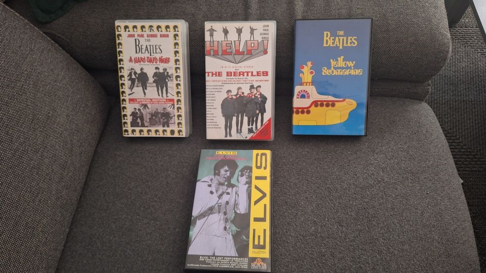 zestaw kaset VHS The Beatles  Elvis, vintage