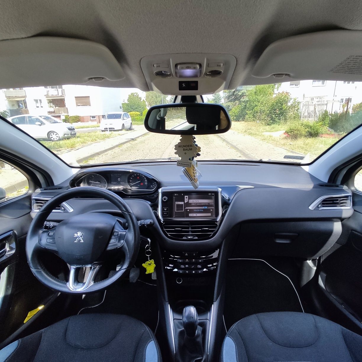 Peugeot 208 1.6 e-HDI ledy tablet navi