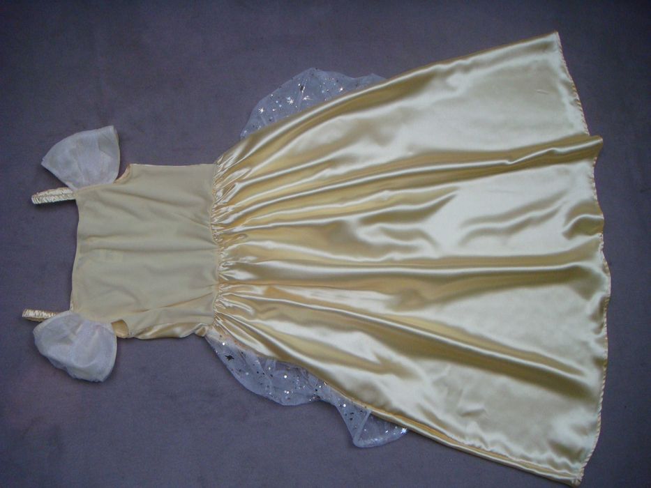 strój księżniczka dama dworu Bella Piękna i Bestia Disney  128 / 134