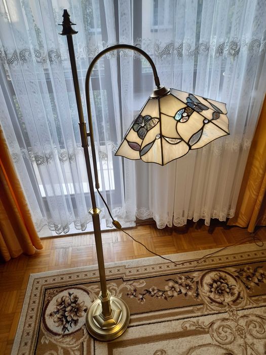 Stara lampa stojąca mosiężna