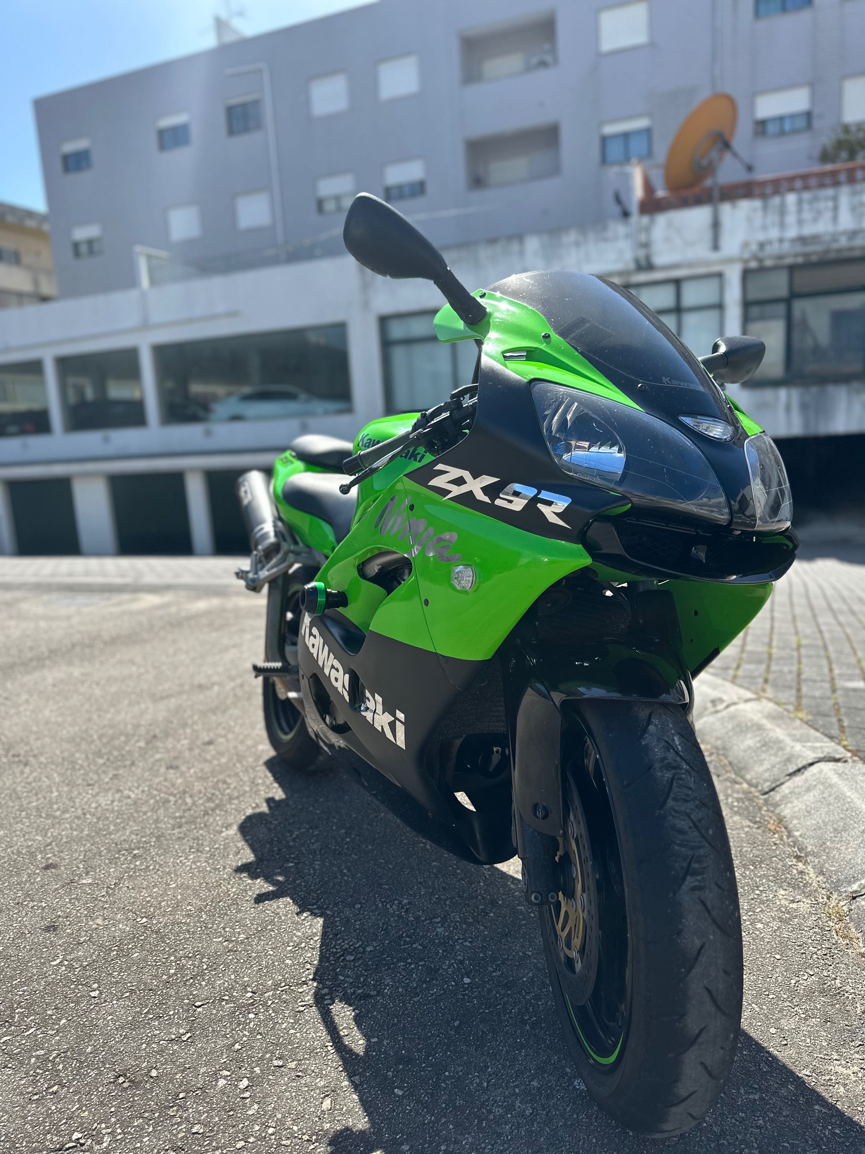 Kawasaki ninja 900