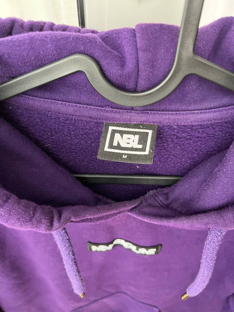 Bluza NBL z kapturem