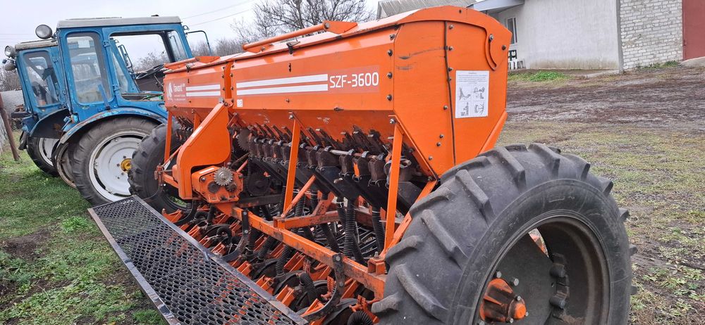 Сеялка СЗФ - 3600 Фаворит
