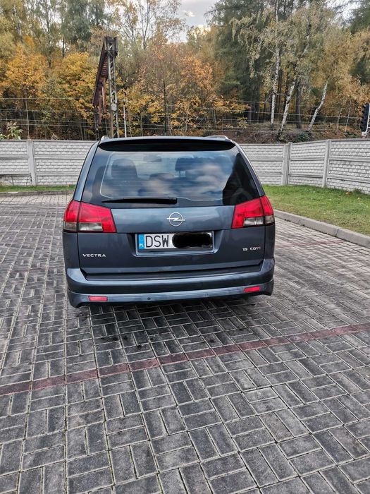OPEL Vectra 1,9 CDTI 150km wersja OPC