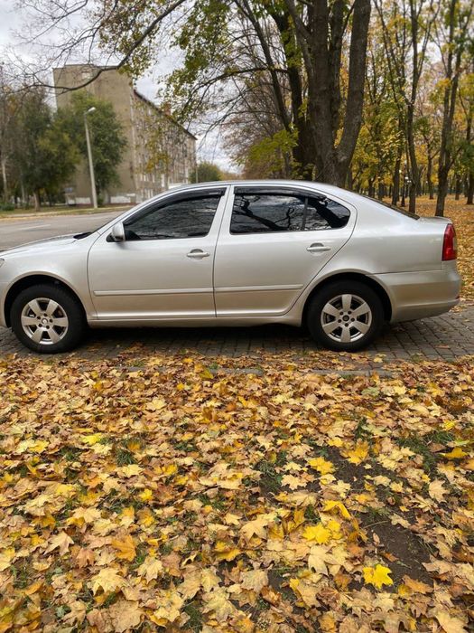 Продам Skoda Octavia 1.6газ/бенз/механика 2010год Шкода Октавия Рест