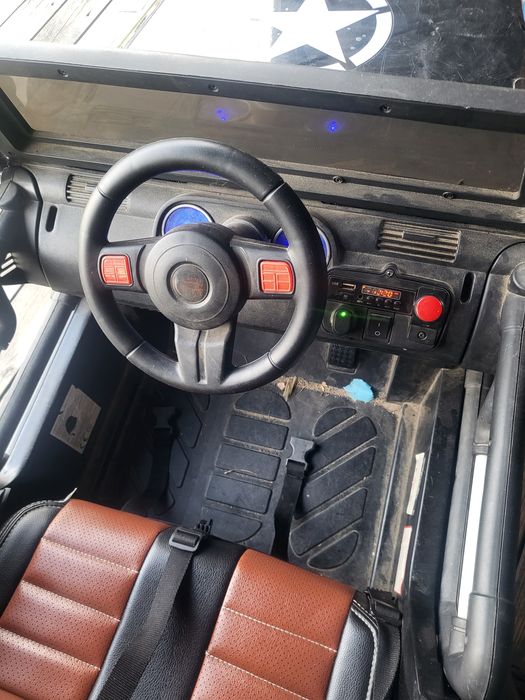 Auto samochód na akumulator monster Jeep 4x4 duży