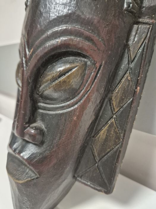 Stara maska drewniana ozdoba