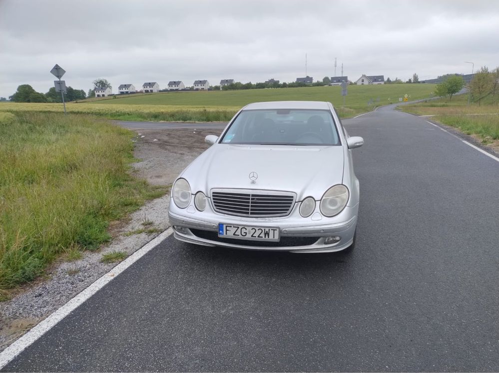 Mercedes e clasa W211 avangarde