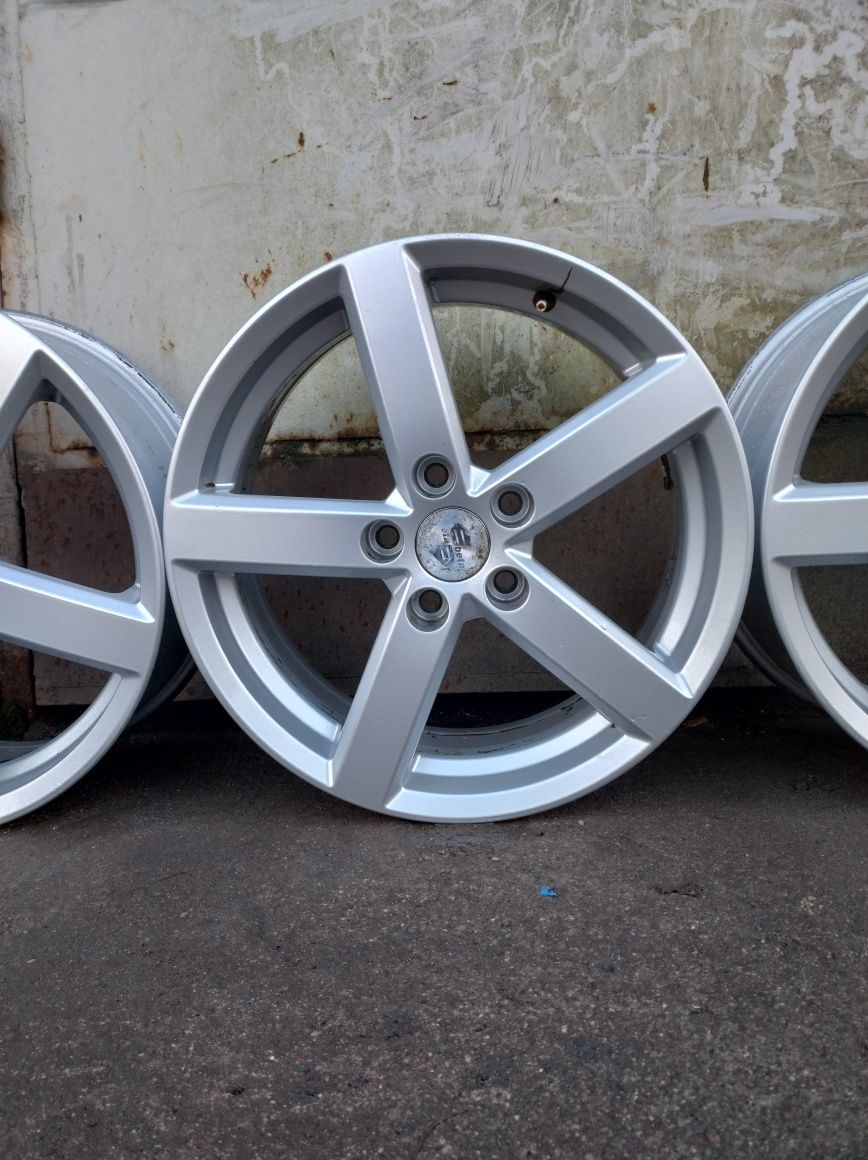 Felgi aluminiowe 5x115 6,5x17 ET38 Astra J