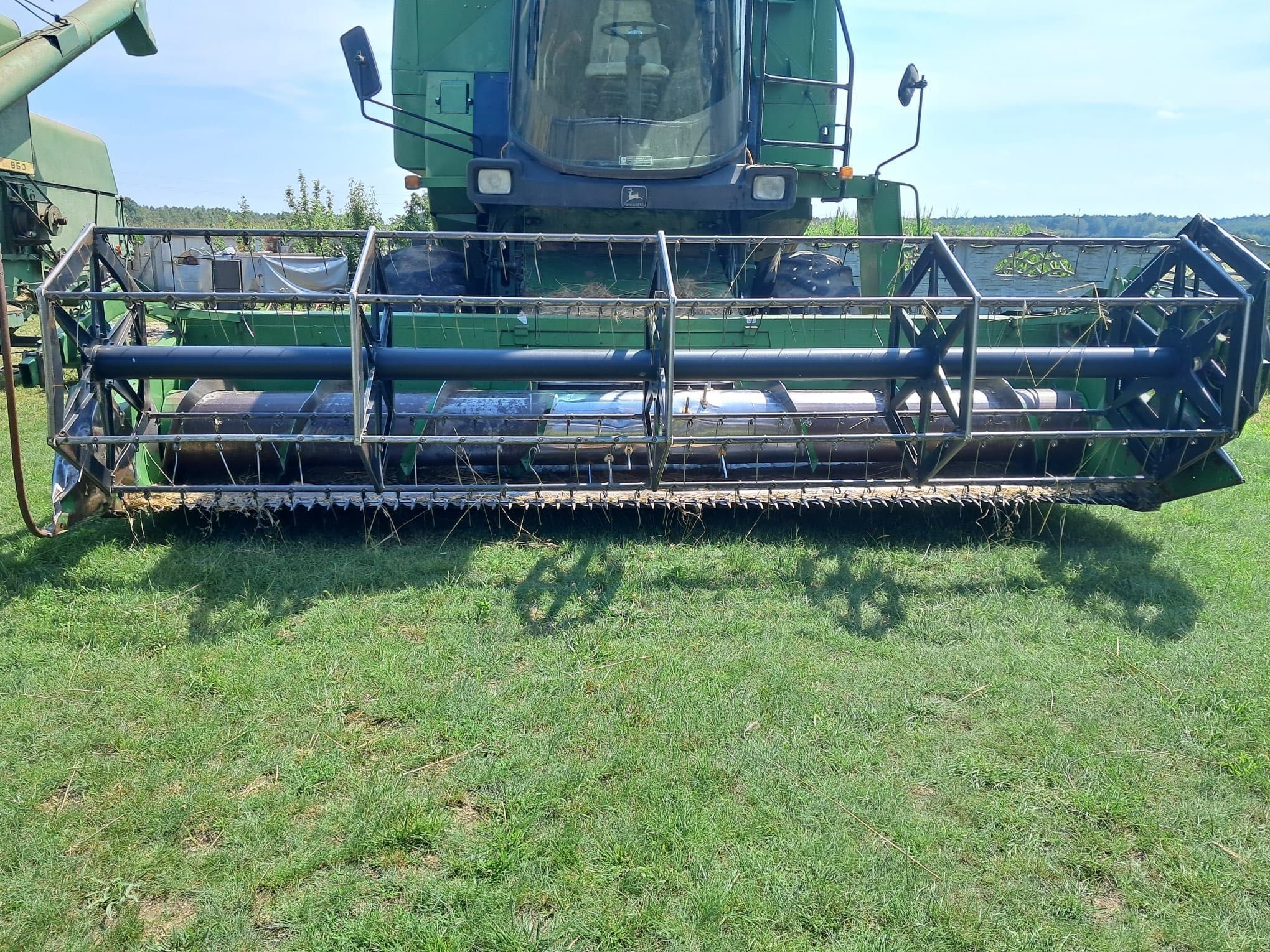 Комбайн John Deere