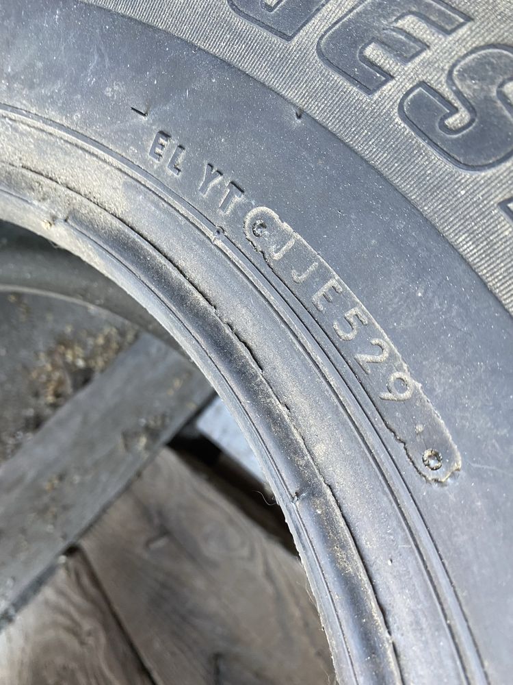 Opona pojedyncza Bridgestone 205/70/15 Duler H/T 4mm
