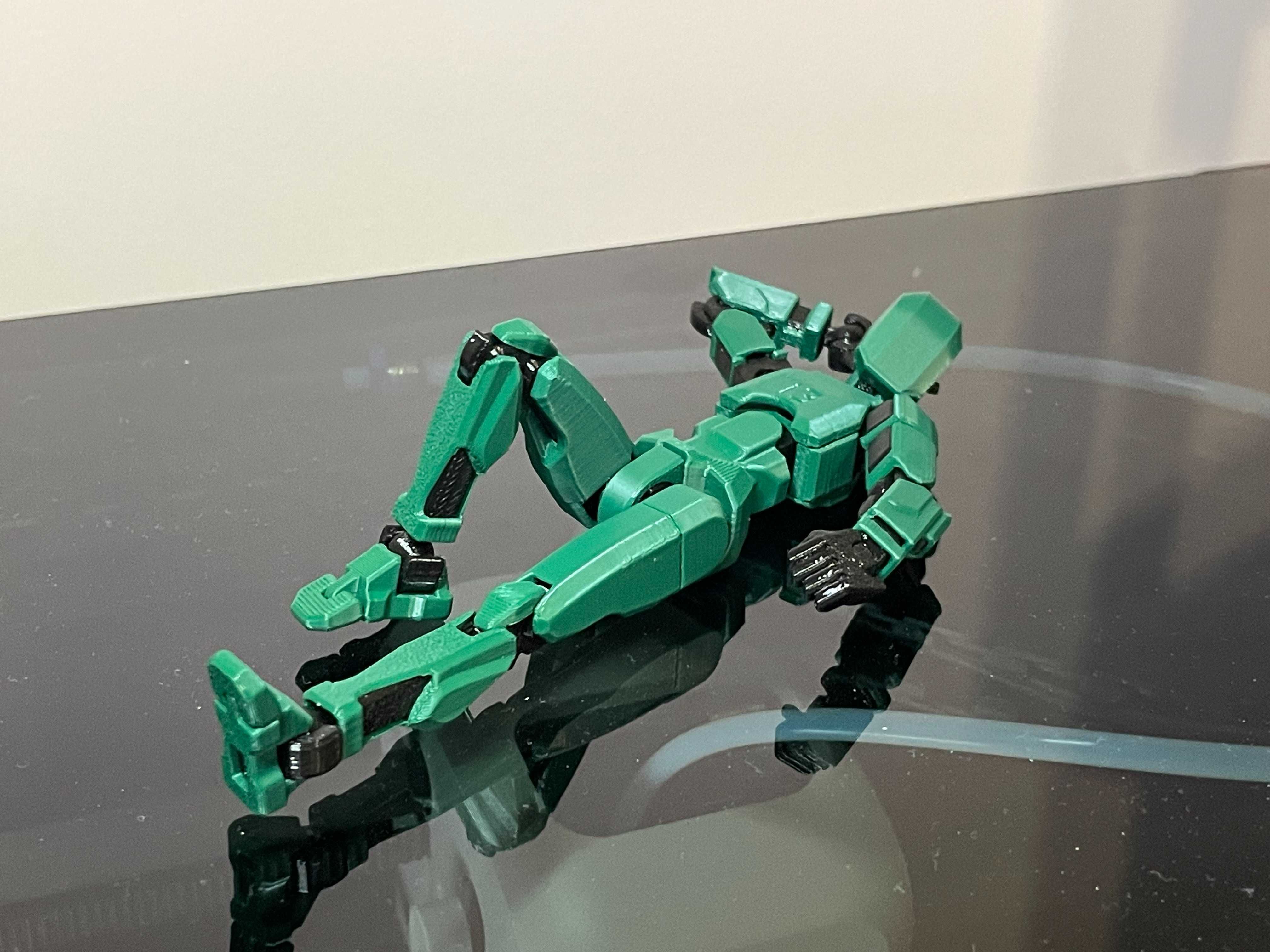 DUMMY 13 ruchoma figurka robot, druk 3D