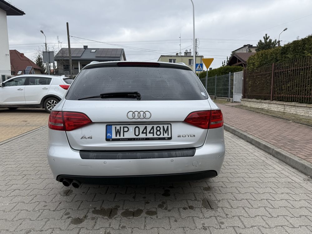 AUDI A4 B8_2.0 CR_Czujniki_Tempomat_Grzane*Fotele_Zarejestrowana!