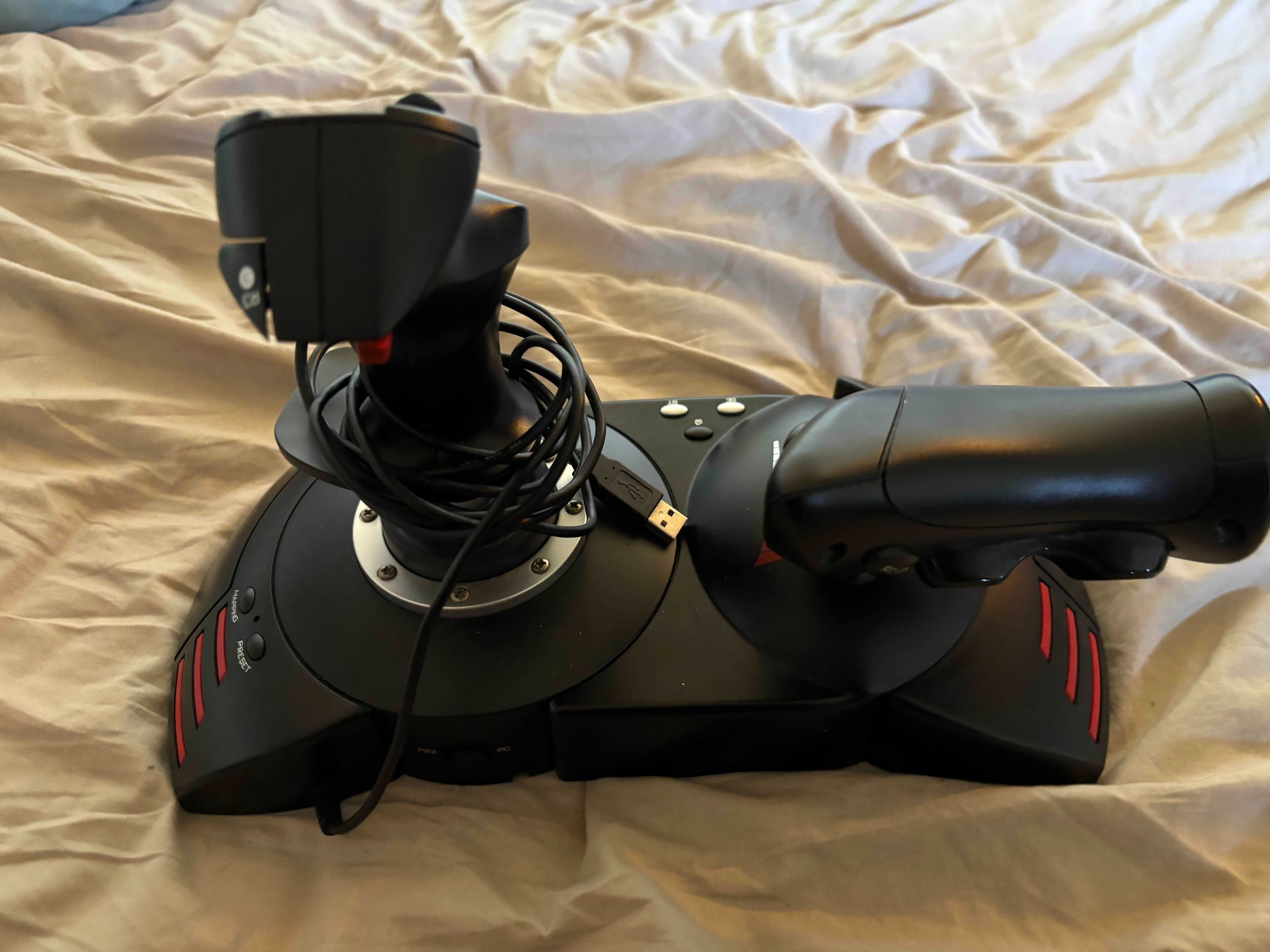 Thrustmaster Hotas X - Joystick do symulatorów lotniczych