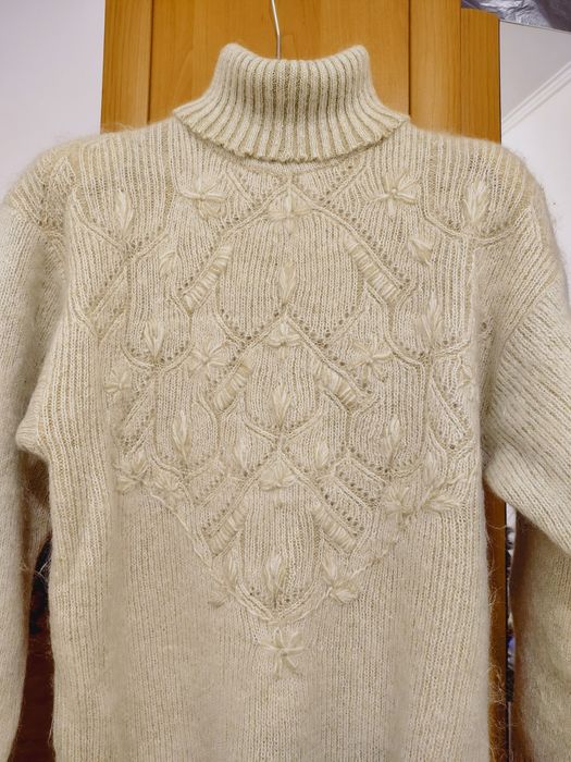 Свитер женский мохеровый размер58