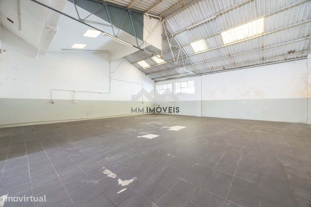 Armazém Industrial | Centro Rio Tinto