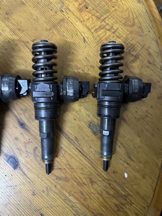 Насос форсунка фольцваген т5 caddy passat sharan golf 1.9