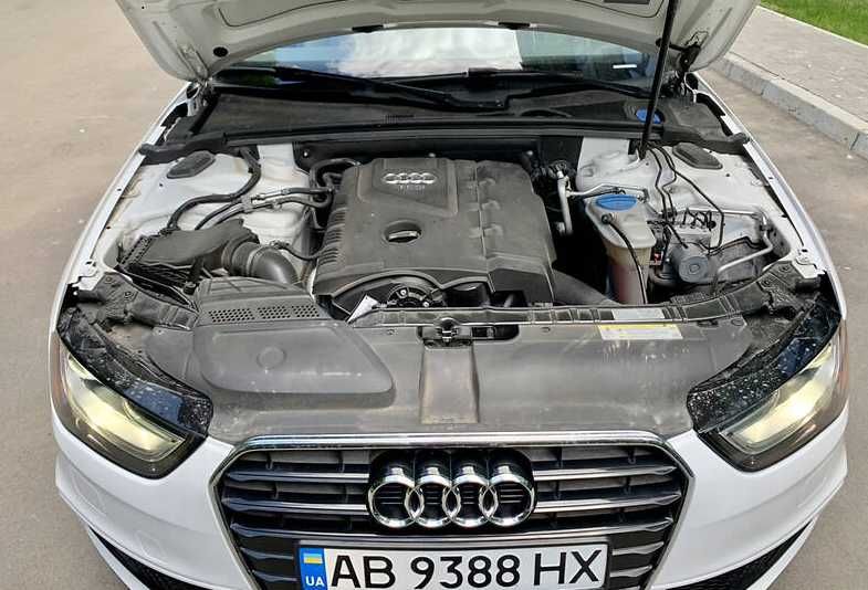 Продаю Audi A4 B8 2015 року