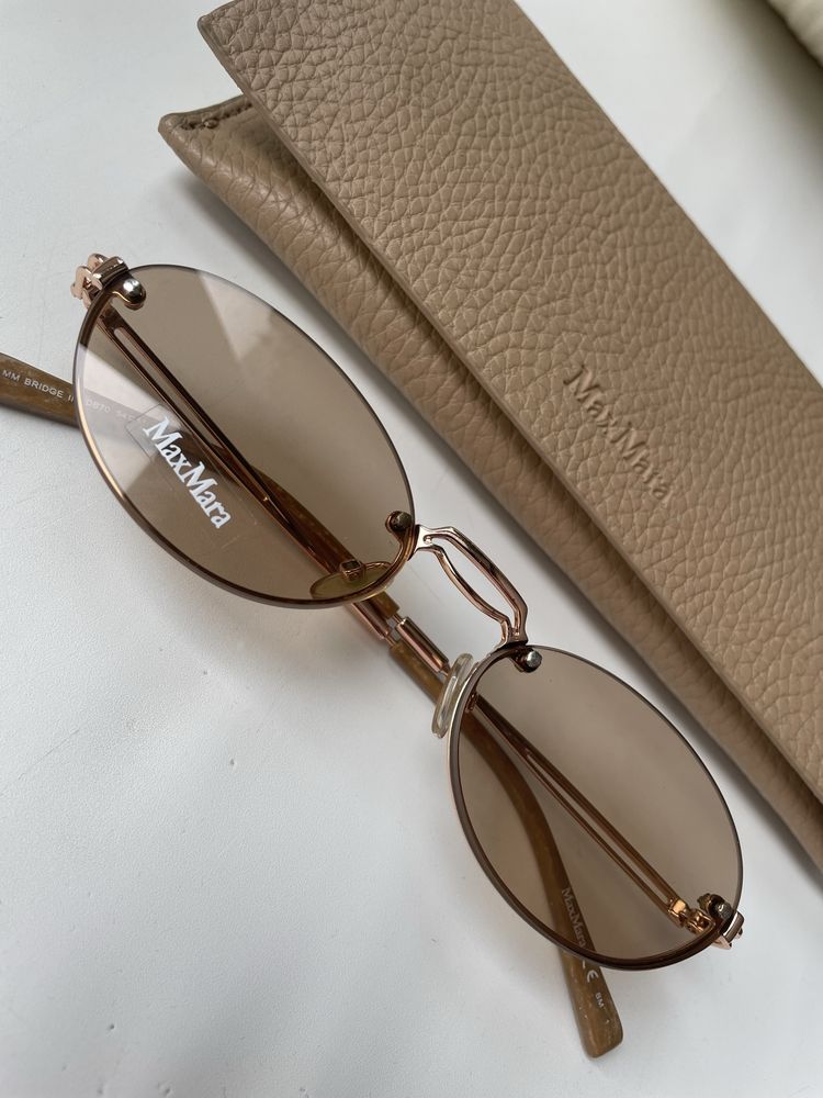 Солнцезащитные очки max mara