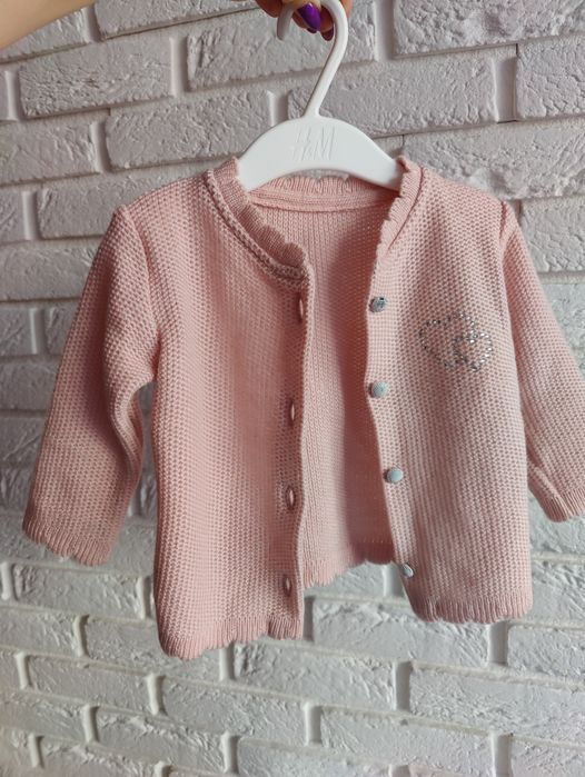 Sweterek 74 zapinamy na guziki