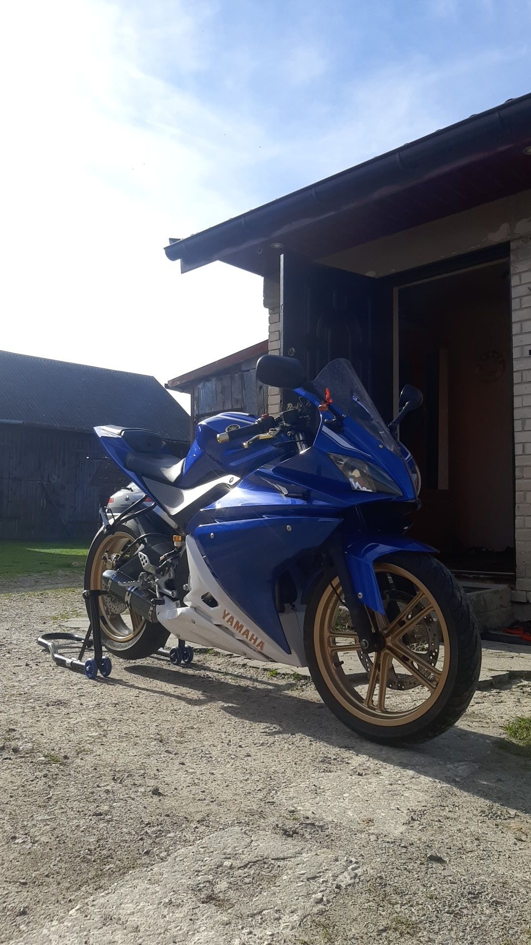 Sprzedam yamaha yzf r125.