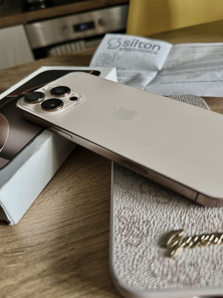 iPhone 16 Pro Max 256GB • MEGA Oferta