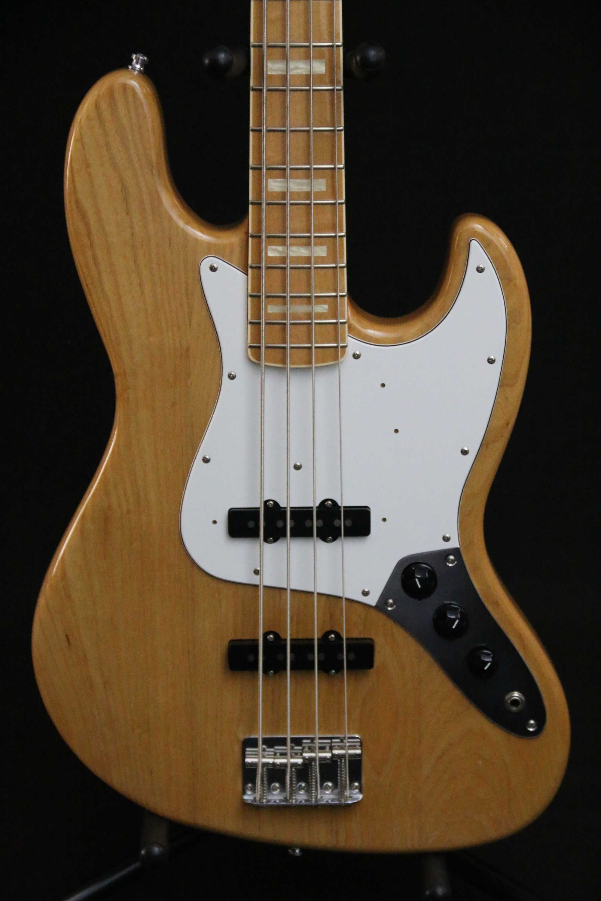 Fender Jazz Bass JB-75 Reissue Natural Japan