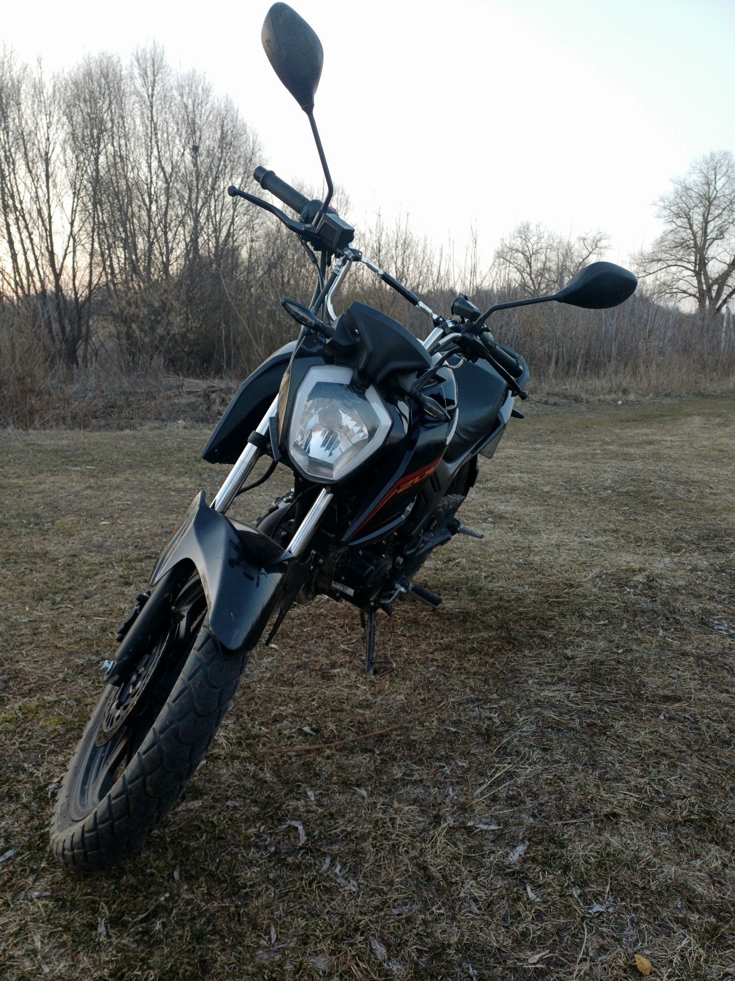 Продам Lifan jr200