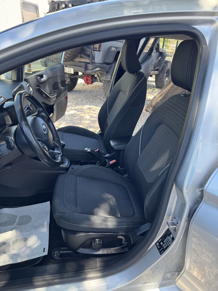 Ford Fiesta Titanium 1.5 TDCi 85cv – 2018 -- 74 mil km