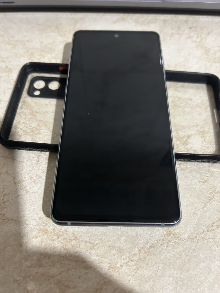 Samsung Galaxy S20 FE, идевл!