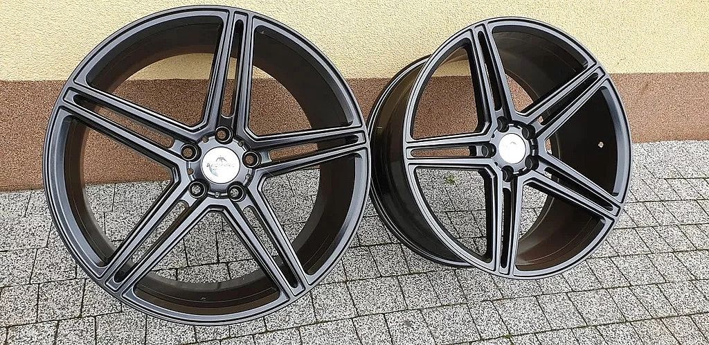 Felgi Forzza Bosan 9,0 i 10,5x20/5x112 Vw Touran