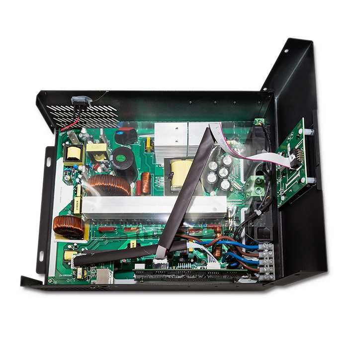 Гібридний сонячний Інвертор 6000Вт 24V. ДЖБ ИБП Гибридный Инвертор.