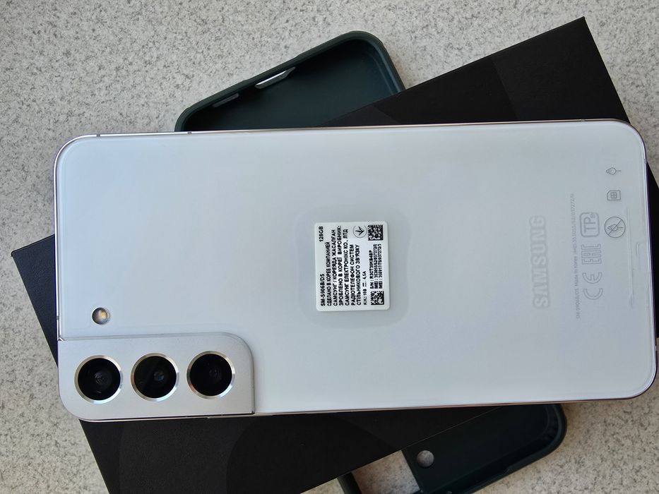 Продам Samsung S22 plus в ідеальному стані