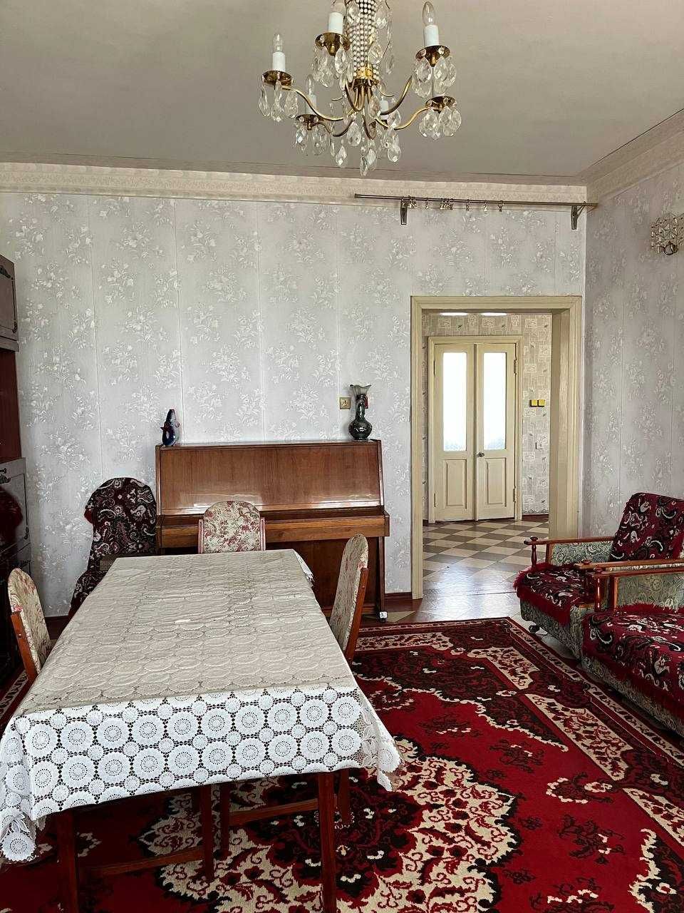 ПРОДАЖ будинку на вул. Пирогова