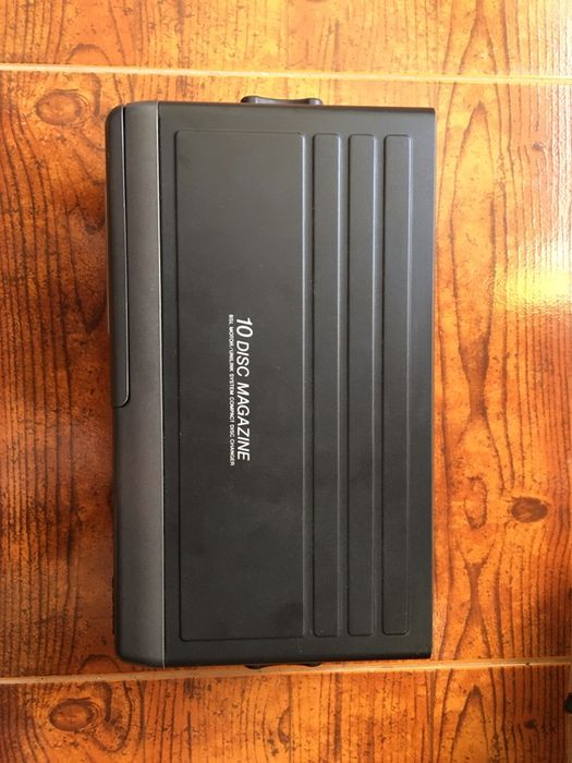 Leitor e carregador 10 CD SONY auto usado