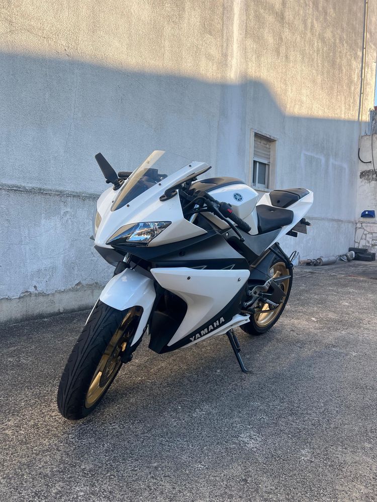 Yamaha YZF R125