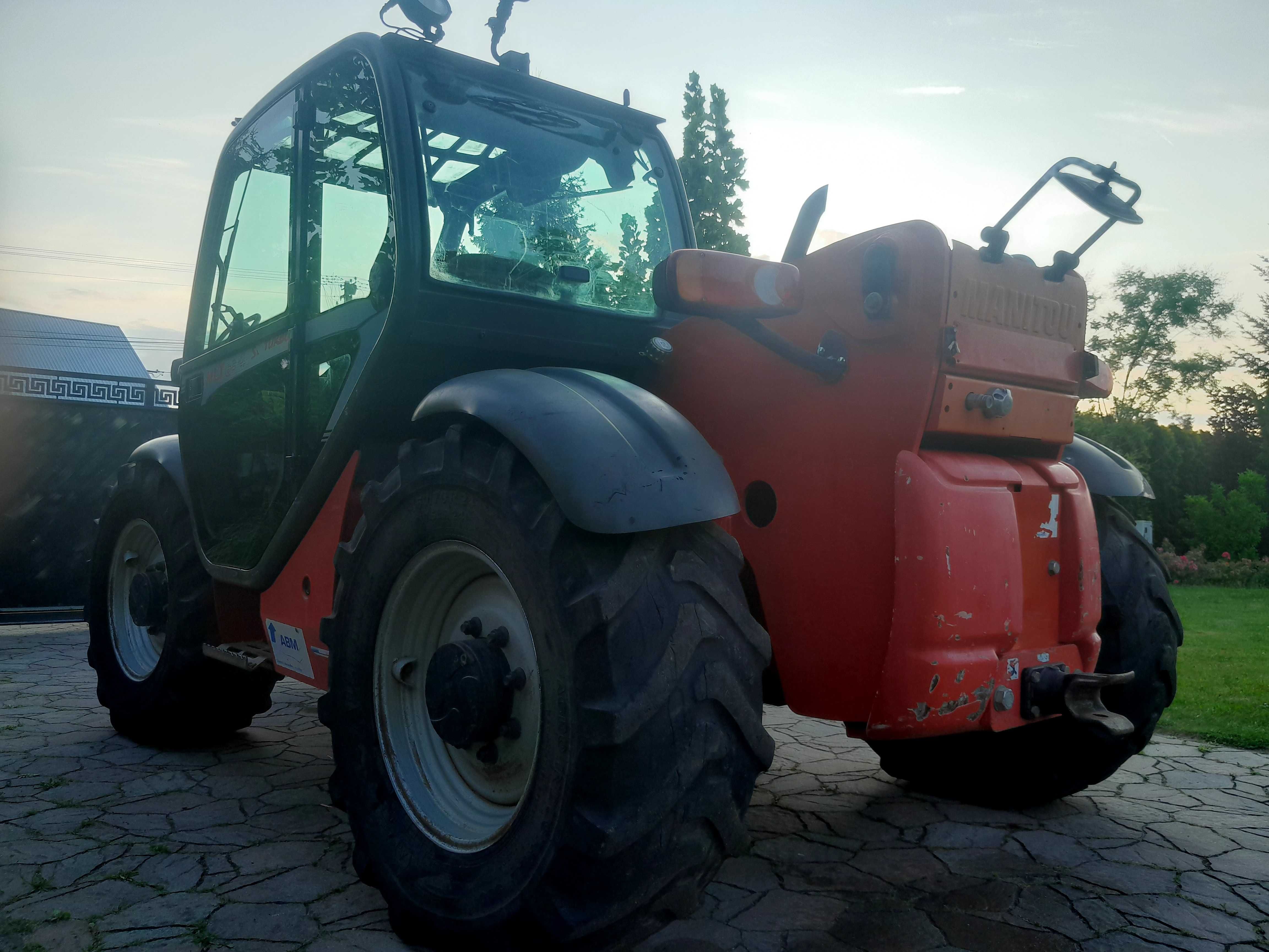 Ładowarka teleskopowa Manitou MT 730